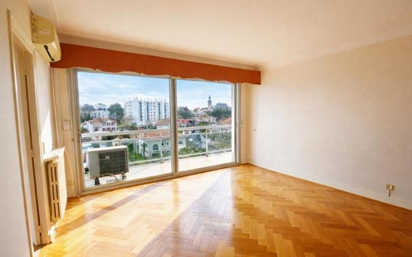 Appartement à vendre    3 pièces • 91,03 m2 Biarritz