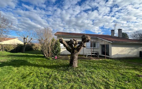 Maison à vendre    5 pièces • 93,45 m2 Saint-Loubès