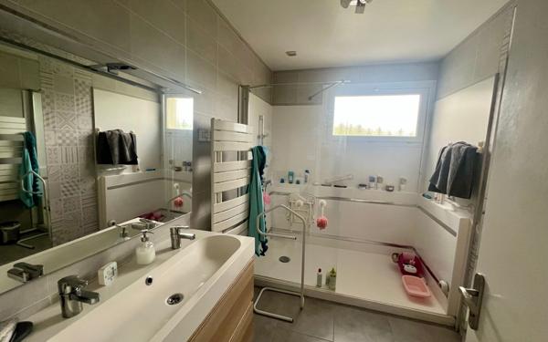 Maison à vendre    5 pièces • 93,45 m2 Saint-Loubès