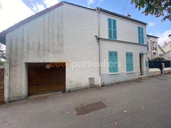 Vente
                Maison90 m² - 4 Pièces -
                    ARPAJON (91290)