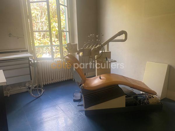 Vente
                Maison90 m² - 4 Pièces -
                    ARPAJON (91290)