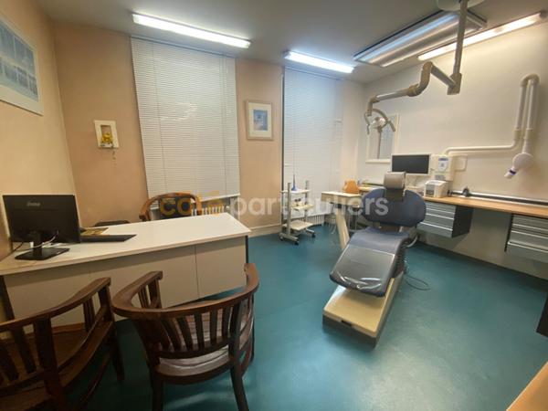 Vente
                Maison90 m² - 4 Pièces -
                    ARPAJON (91290)