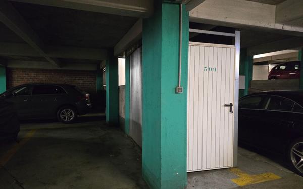 Stationnement à vendre    4,50 m2 Paris 14