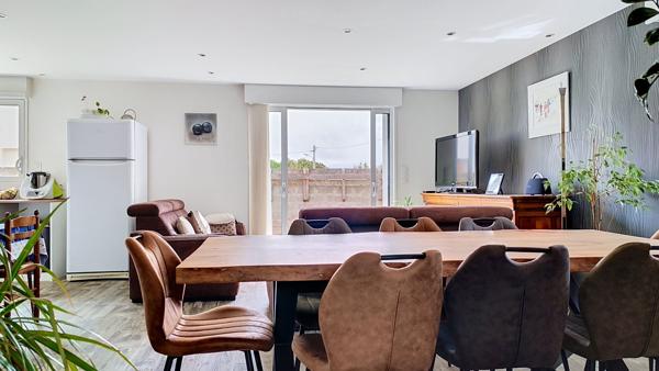 Maison Les Sables D Olonne Pièces franches  74 m² hab 2 chambres jardin garage proche centre ville