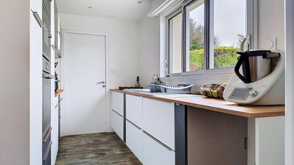 Maison Les Sables D Olonne Pièces franches  74 m² hab 2 chambres jardin garage proche centre ville