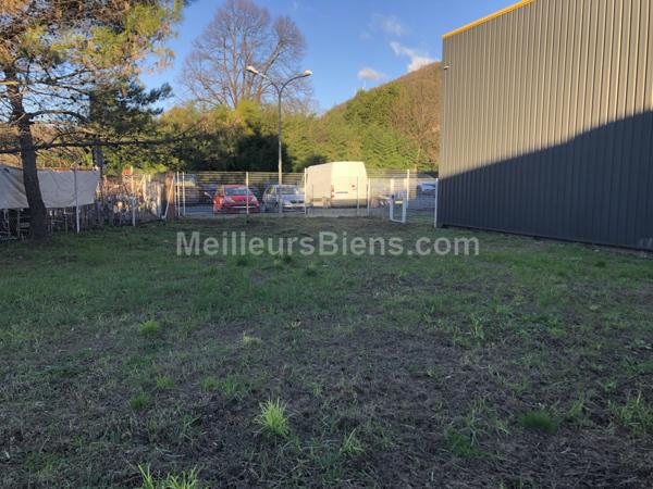 Local commercial 290m2 sur 1100m2 de terrain plat