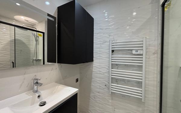 Appartement à vendre    3 pièces • 51,31 m2 Le Lavandou