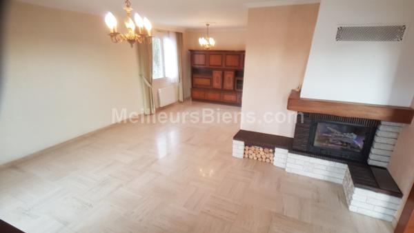 Maison de plain pied sur sous-sol