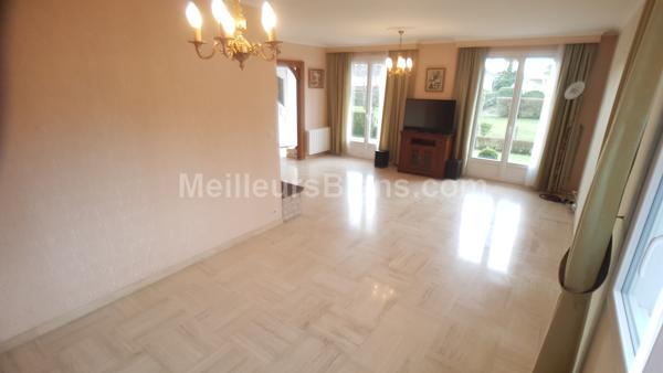 Maison de plain pied sur sous-sol