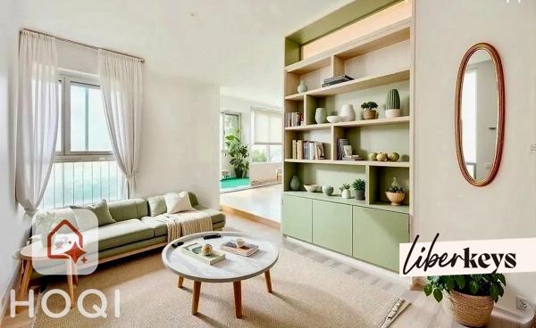 BRON- Lumineux appartement de 5 pièces-90,30 m2- Vue panoramique-Fort potentiel  