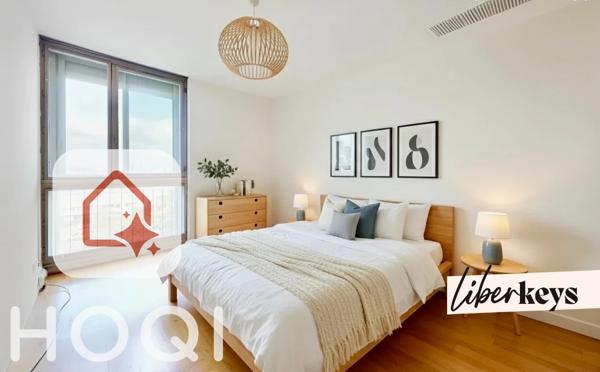 BRON- Lumineux appartement de 5 pièces-90,30 m2- Vue panoramique-Fort potentiel  