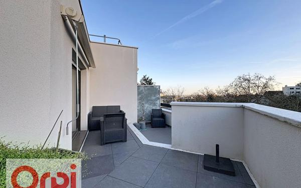 Appartement à vendre    4 pièces • 83,65 m2 Châtillon