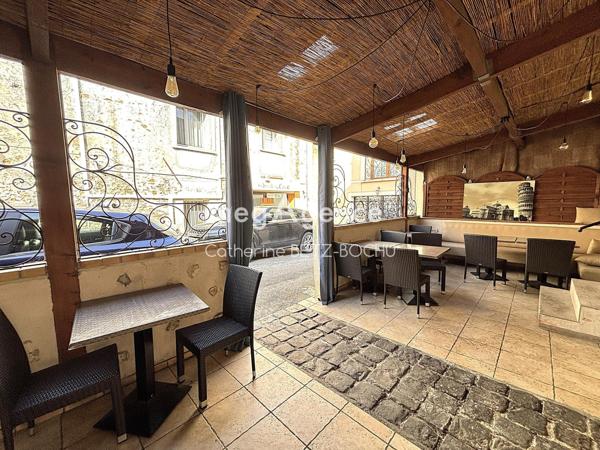 Local Commercial à DOMONT, 95330 - 2 pièces 86m²