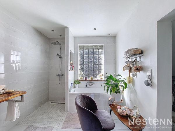 EXCLUSIVITE AMANDA - THOUARE SUR LOIRE Charmante maison en pierre de 166m²