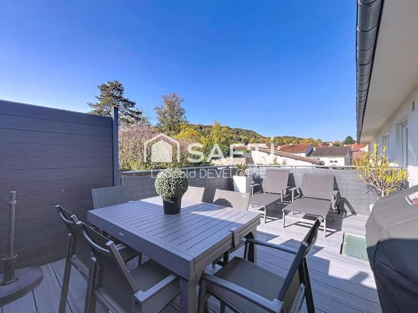Superbe appartement avec terrasse et stationnement