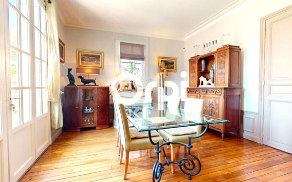 Maison à vendre    9 pièces •  Soissons