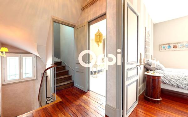 Maison à vendre    9 pièces •  Soissons