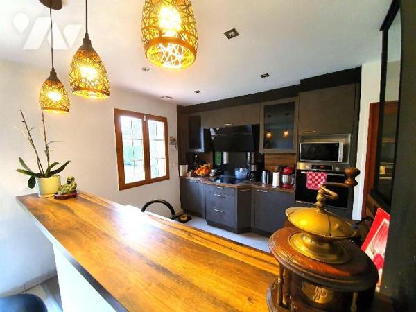 Maison à vendre à Souppes-sur-Loing en Seine-et-Marne (77) quartier Grand Ceriseaux : venez vis...