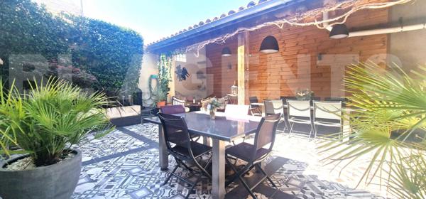 À Vendre – Maison de Charme au Cœur de Castelsarrasin (82) Surface : 220 m² | 5 chambres +1 bureau |