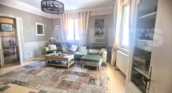 À Vendre – Maison de Charme au Cœur de Castelsarrasin (82) Surface : 220 m² | 5 chambres +1 bureau |