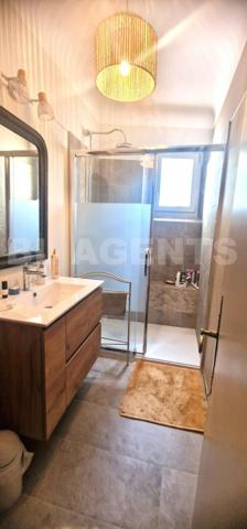 À Vendre – Maison de Charme au Cœur de Castelsarrasin (82) Surface : 220 m² | 5 chambres +1 bureau |