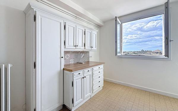 Appartement à louer    4 pièces • 97 m2 Montpellier