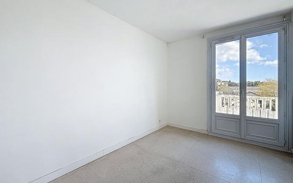 Appartement à louer    4 pièces • 97 m2 Montpellier