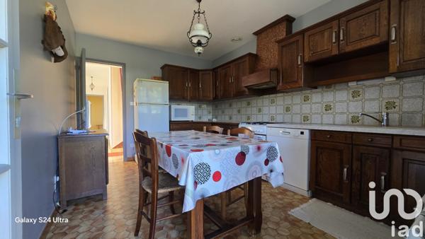 Maison à vendre 7 pièces 135 m² Saint-Amand-Montrond