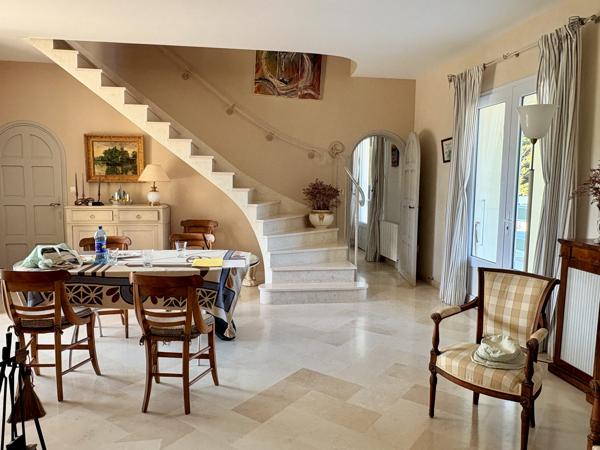 À vendre - Maison, 4 pièces située à Saint-Georges-d'Oléron (17190)