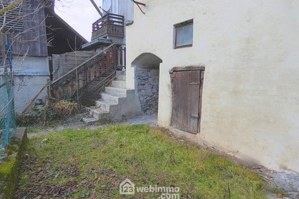 Maison de village 77 m² à Ugine 73400