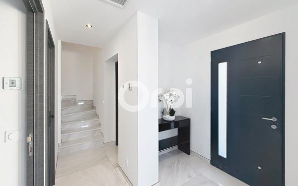 Maison à vendre    5 pièces •  Pollestres