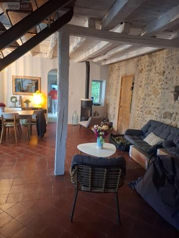 Maison restaurée à vendre à Saint-Georges-sur-Moulon dans le Cher (18110), ref : 18016/2001