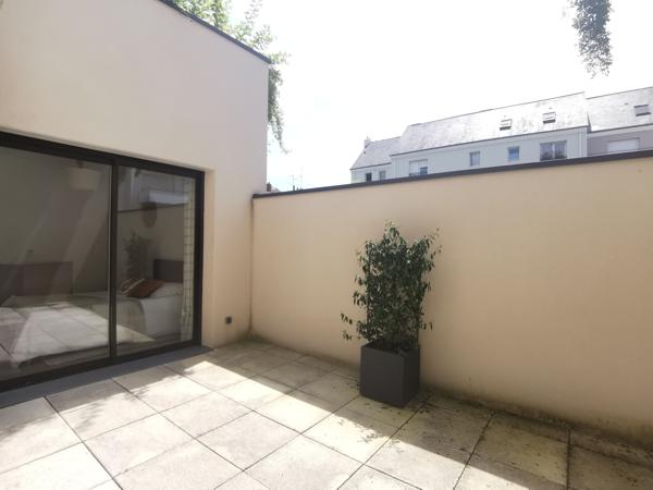 RENÉ BOUHIER - APPARTEMENT T3 - TERRASSE