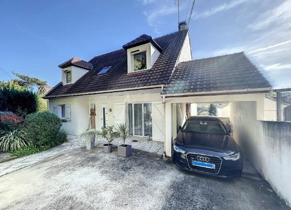 Maison à vendre    10 pièces •  Bures-sur-Yvette