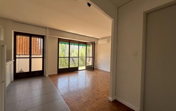 Vente Appartement P2 résidence/balcon/piscine/tennis Marseille 13ème   