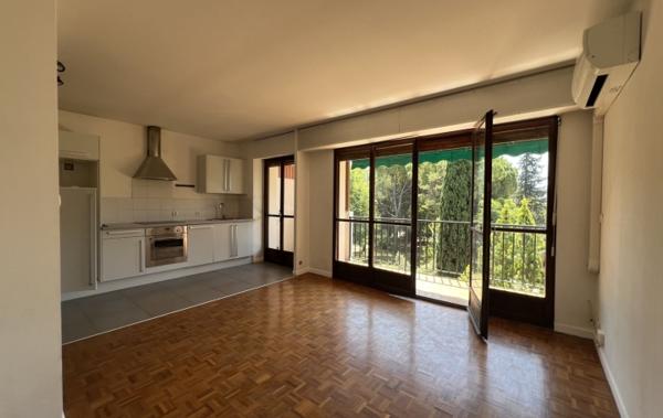 Vente Appartement P2 résidence/balcon/piscine/tennis Marseille 13ème   