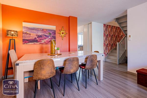 Maison à vendre 4 pièces 79.33m² Pont-de-Chéruy (38230)