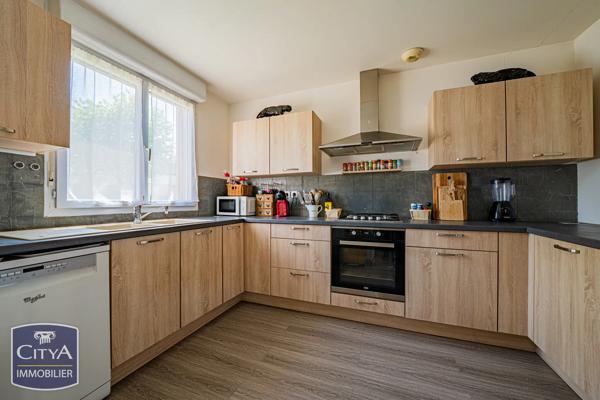 Maison à vendre 4 pièces 79.33m² Pont-de-Chéruy (38230)