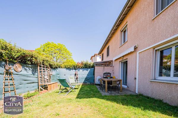 Maison à vendre 4 pièces 79.33m² Pont-de-Chéruy (38230)