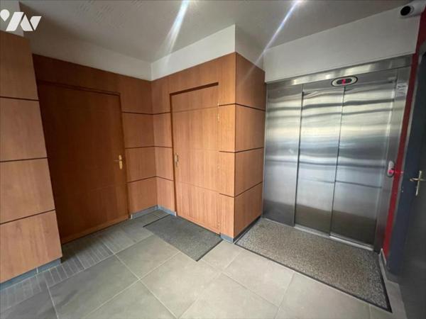 CAEN CENTRE VILLE GRAND F1 VENDU OCCUPE