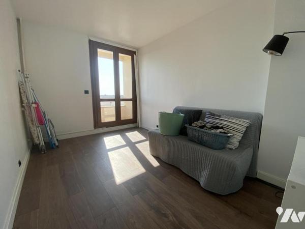 TINQUEUX - Appartement T5 avec extérieurs