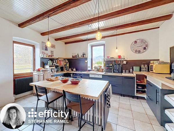 Appartement 4 pièces - 175 m² Exclusivité efficity