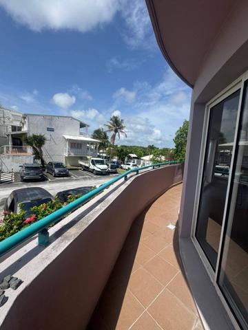 T2 NON MEUBLE MARINA