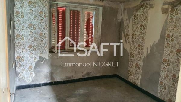 Longère de 76 m2 sur 800 m2 de terrain