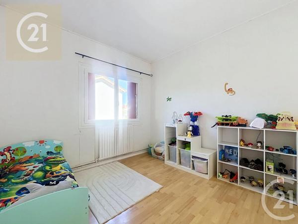 Maison à vendre  6 pièces - 113 m 2   BEZIERS  - 34
