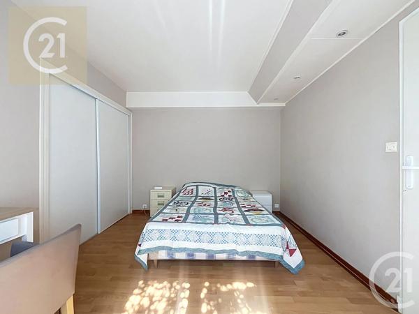 Maison à vendre  6 pièces - 113 m 2   BEZIERS  - 34