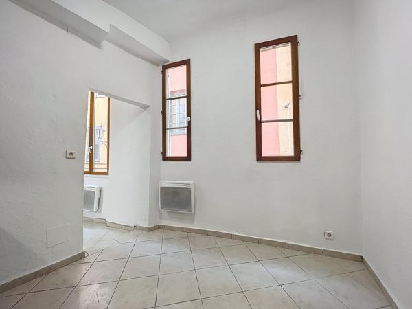 Grasse Vieille Ville : Studio 16 m2 vendu LOUÉ