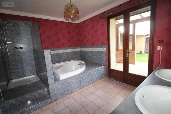 Maison individuelle à vendre à Caudebec-lès-Elbeuf en Seine-Maritime (76320), ref : 27063-1063156