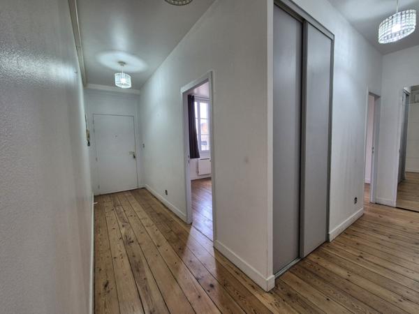 Appartement T3 d'environ 67 m² loi carrez - Bordeaux Gambetta