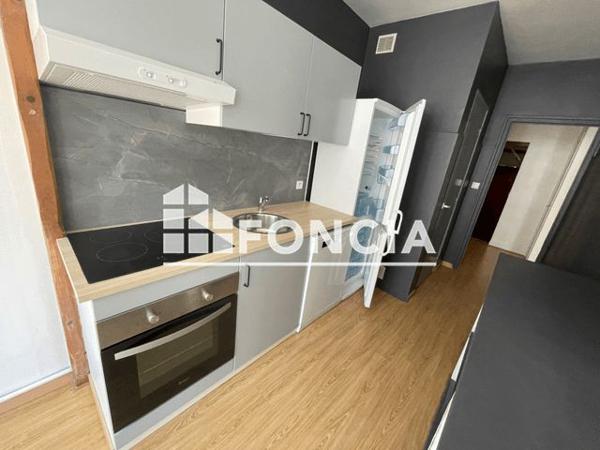 Location Appartement 3 pièces 67.4 m² - 31/35 RUE VICTOR FAUGIER Vienne 38200